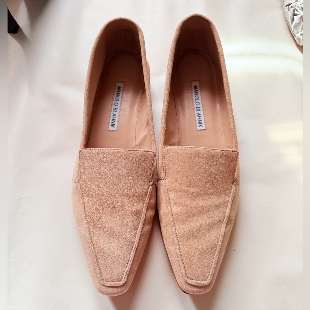 Manolo Blahnik Pitaneta Women's Beige Flats